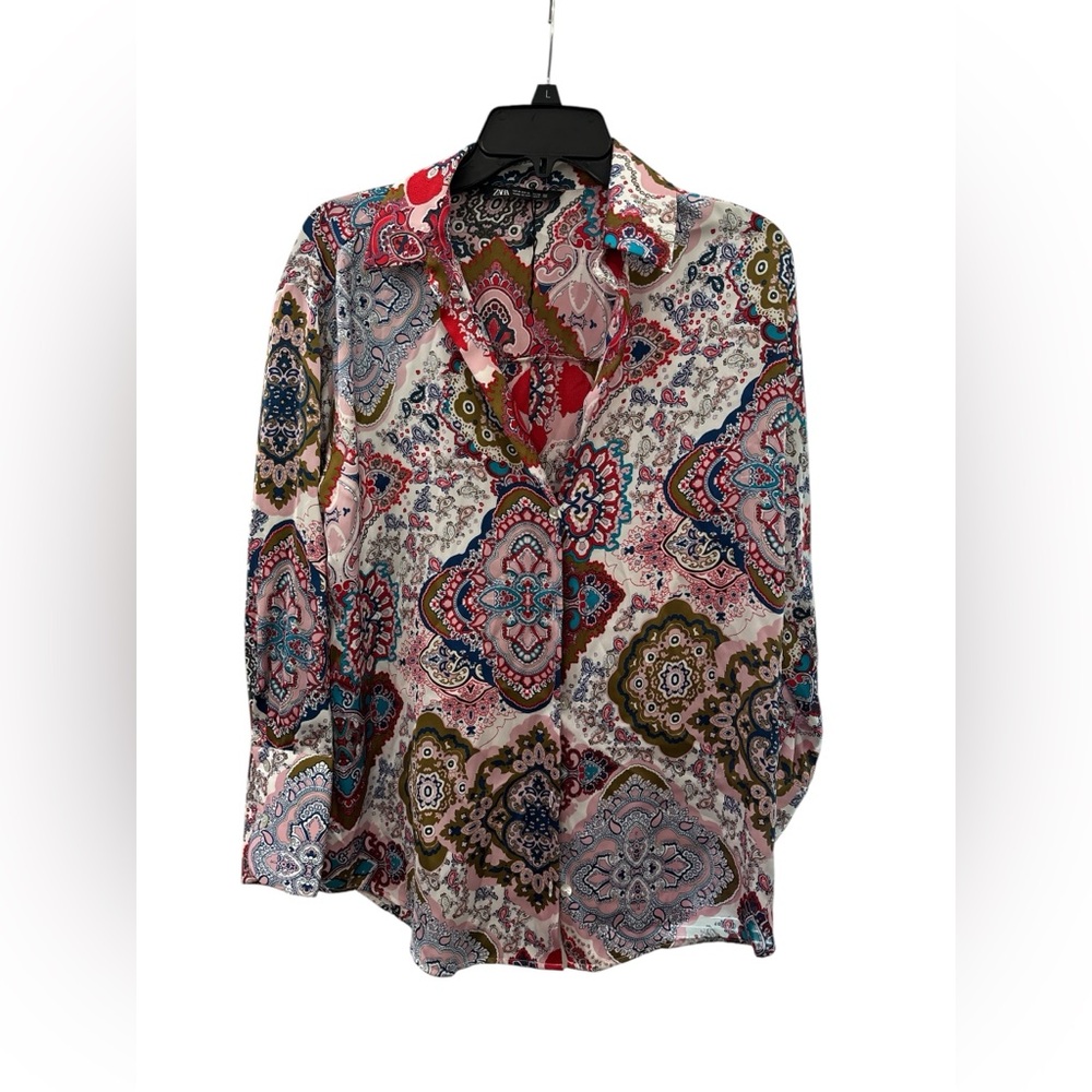 Women’s Zara Satin Paisley  blouse M